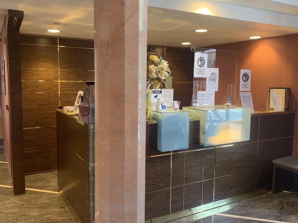 Hotel Maxim Bologna Esterno foto